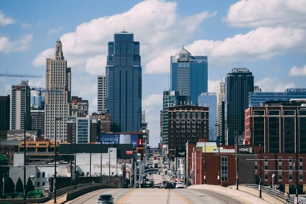 Kansas City skyline — Junk King market